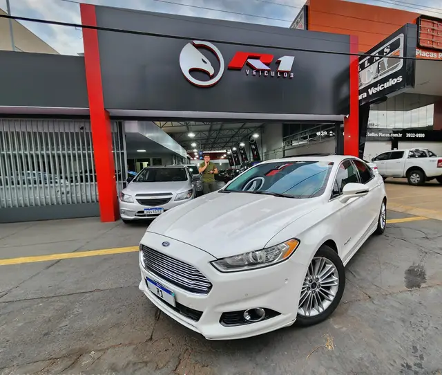 Carro Ford Fusion 2015 2.0 16V Hybrid Titanium (Aut)