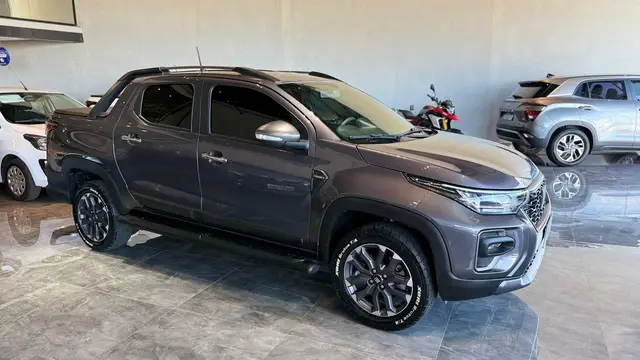 Carro Fiat Strada 2024 Ultra 1.0 Turbo