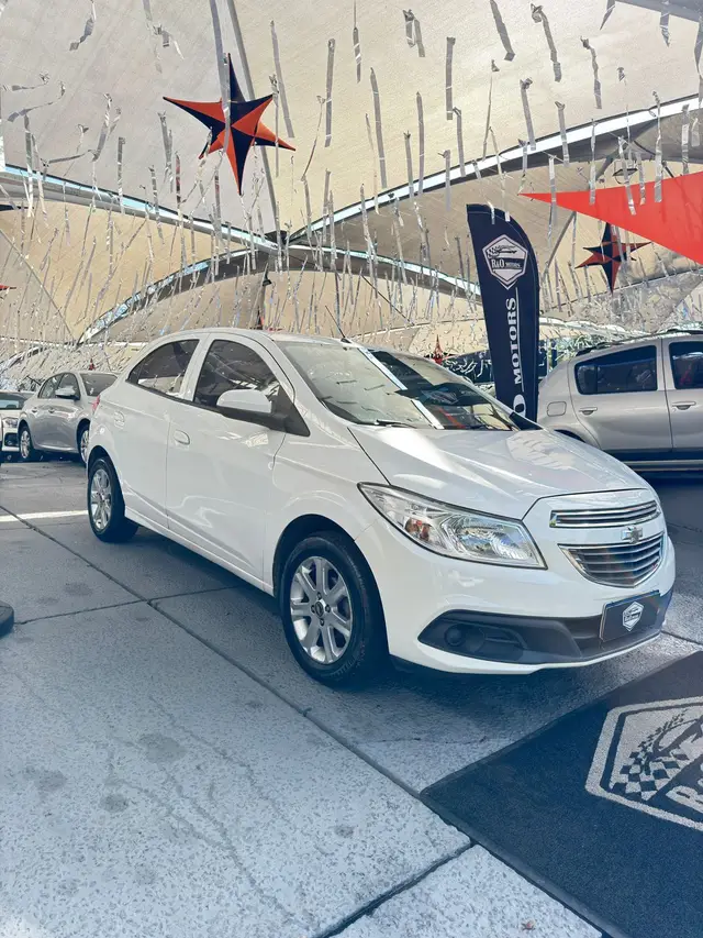 Carro Chevrolet Onix 2014 1.0 LT SPE/4