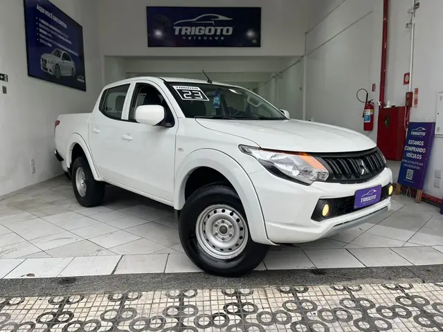 Carro Mitsubishi L200 2023 Triton GL 2.4 Turbo