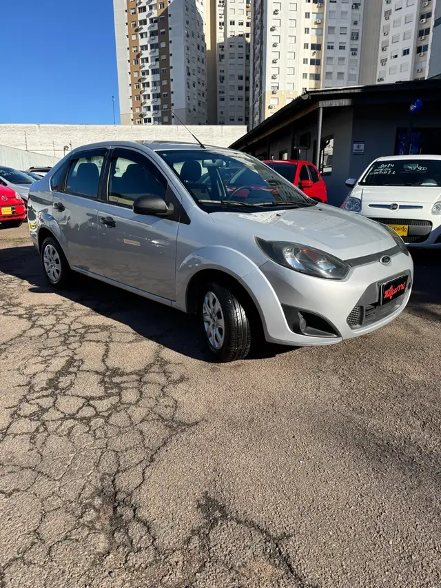 Carro Ford Fiesta Sedan 2012 1.6 (Flex)