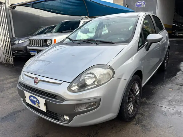 Carro Fiat Punto 2013 Essence 1.6 16V Dualogic (Flex)