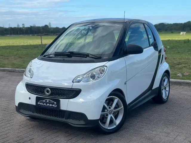 Carro Smart Fortwo Coupe 2013 fortwo 1.0 MHD Brazilian Edition