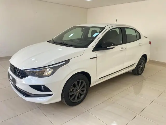Carro Fiat Cronos 2023 Drive 1.3 (Flex) MT