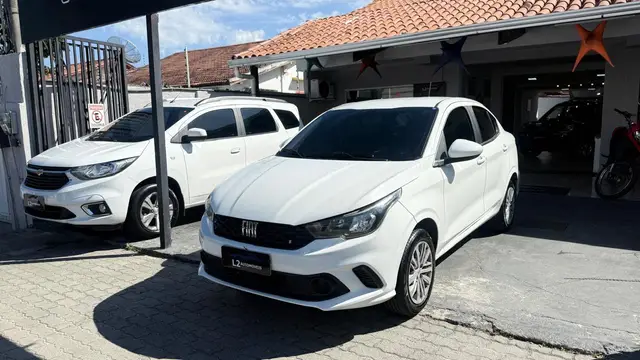 Carro Fiat Cronos 2023 Drive 1.0 (Flex) MT
