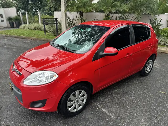 Carro Fiat Palio 2012 Attractive 1.0 8V (Flex)