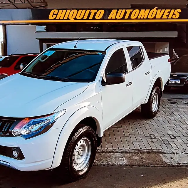 Carro Mitsubishi L200 Triton 2025 GLS 2.4 Turbo