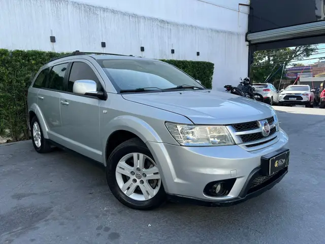Carro Fiat Freemont 2013 2.4 16V Precision (Aut)