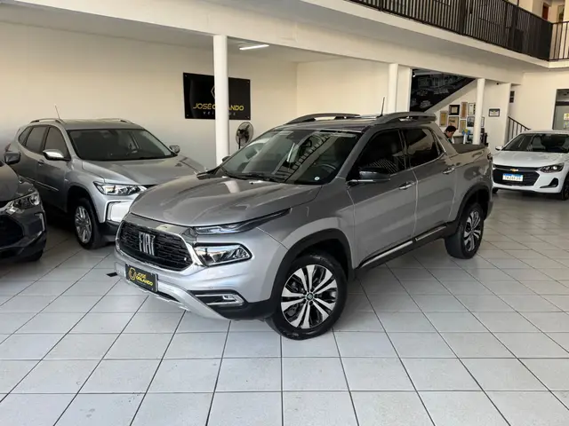 Carro Fiat Toro 2024 Volcano 2.0