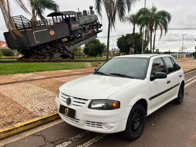 Volkswagen Gol 1.0 Mi Total Flex 8V 4p