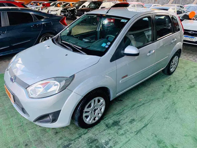 Carro Ford Fiesta Hatch 2011 1.6 (Flex)
