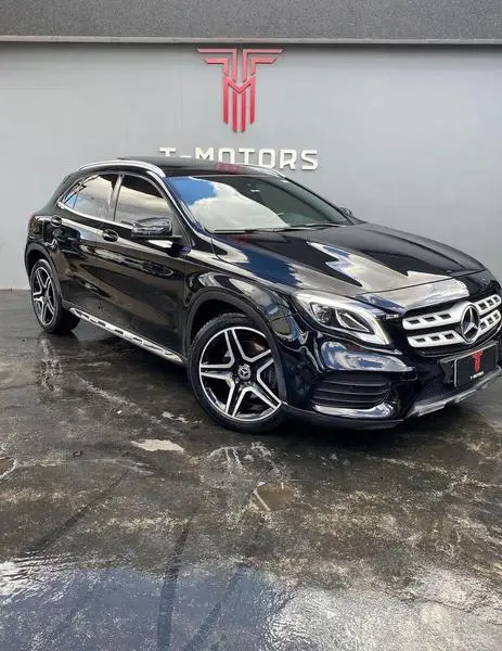 Carro Mercedes-Benz GLA 250  2018 GLA 250 Sport 2.0 TB 16V 4x2  211cv Aut.