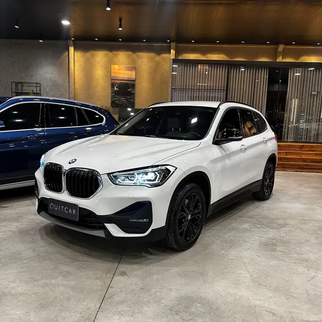 Carro BMW X1 2022 sDrive20i 2.0 Turbo (Aut.)