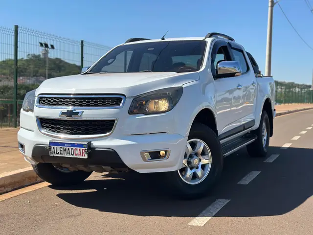 Carro Chevrolet S10 Cabine Dupla 2016 S10 2.4 Advantage (Cabine Dupla)