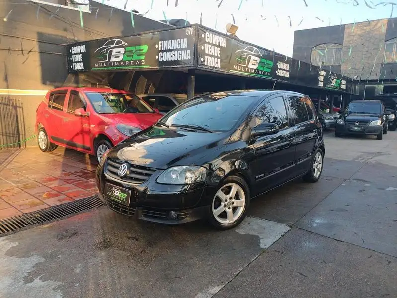 Volkswagen Fox 1.0 8V (Flex) 4p