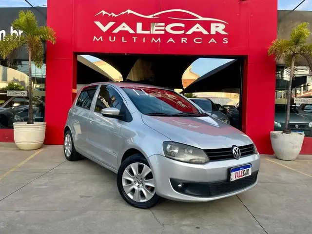 Carro Volkswagen Fox 2011 1.6 8V (Flex)