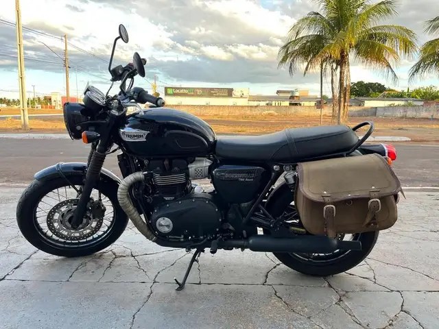 Moto Triumph Bonneville T100 2020 T 100