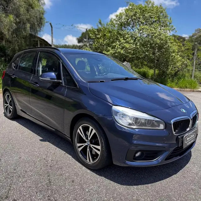 Carro BMW 220i Active Tourer 2017 220i CAT GP ActiveFlex