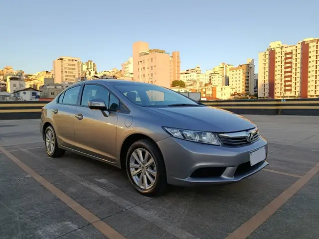 Carro Honda Civic 2012 New  LXL 1.8 16V i-VTEC (Flex)