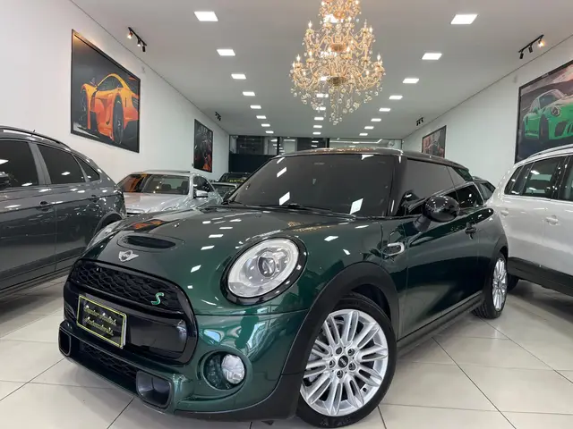 Carro MINI Cooper 2017 2.0 S Exclusive (Aut) 2p