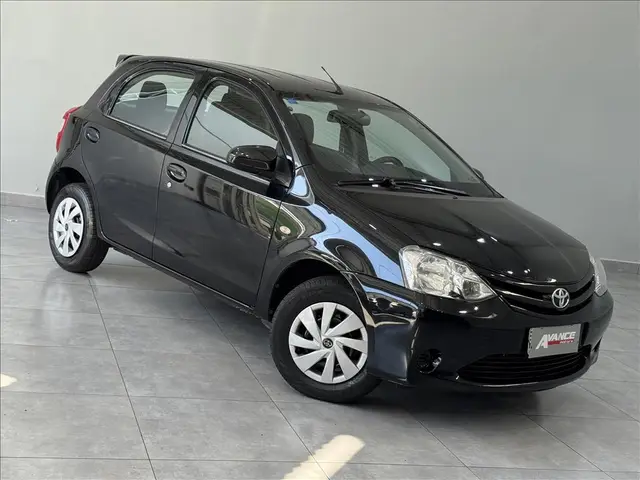 Carro Toyota Etios 2014 XS 1.5 (Flex)