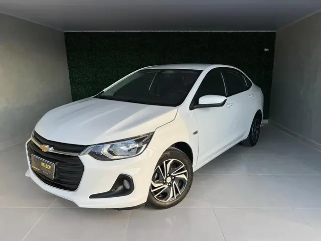 Carro Chevrolet Onix Plus 2024 LT 1.0