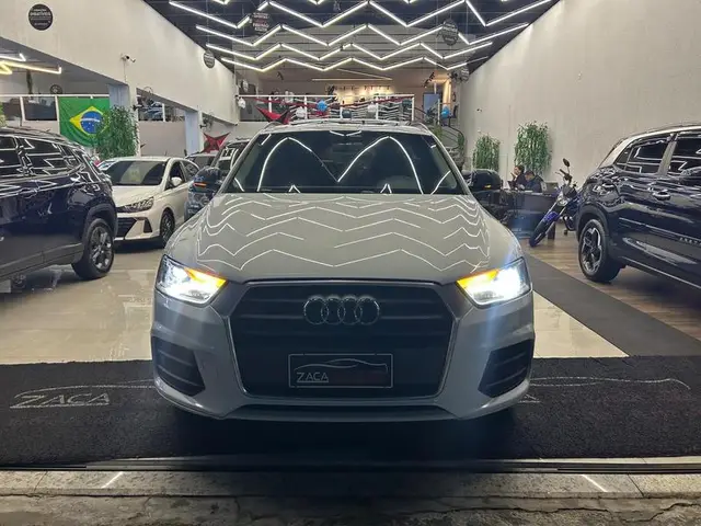 Carro Audi Q3 2016 1.4 TFSI Ambiente S Tronic