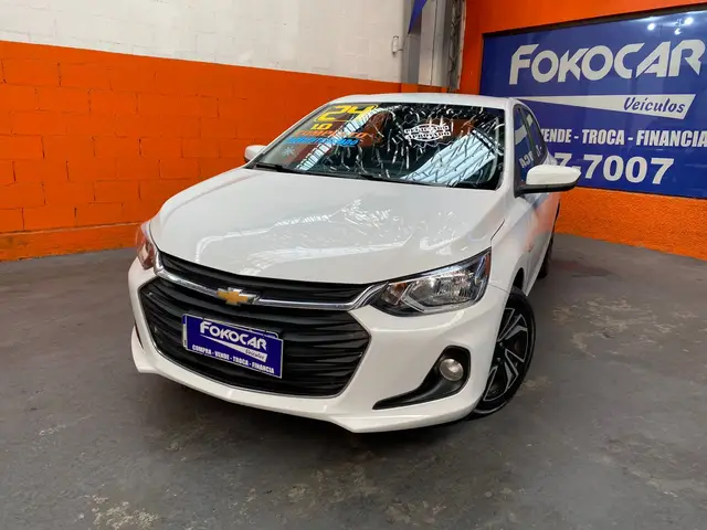 Carro Chevrolet Onix 2024 LT 1.0