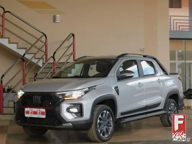Carro Fiat Strada 2025 Ultra 1.0 Turbo