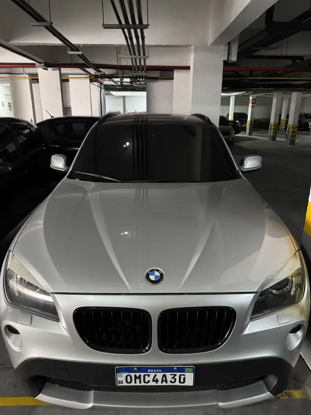 Carro BMW X1 2013 2.0 16V sDrive18i