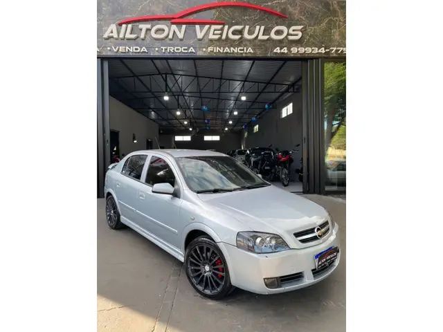 Carro Chevrolet Astra Hatch 2011 Advantage 2.0 (Flex)