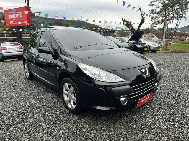 Carro Peugeot 307 2010 Hatch. Presence Pack 1.6 16V (flex)