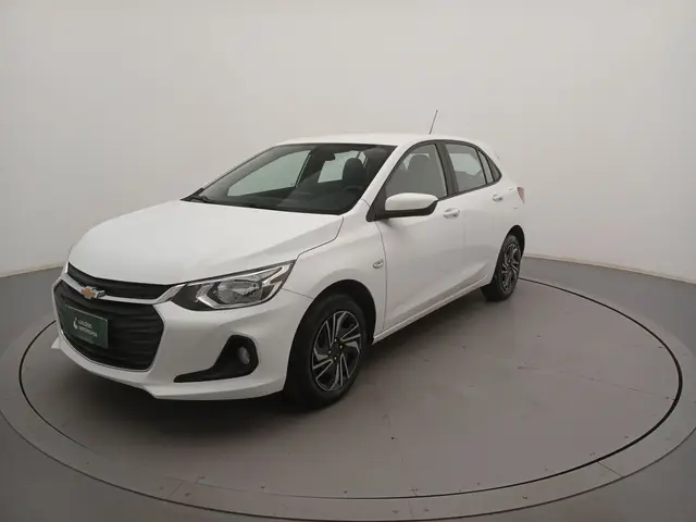 Carro Chevrolet Onix Plus 2024 LT 1.0