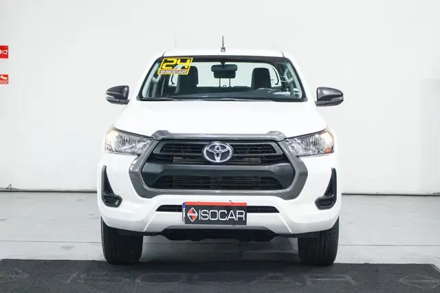 Carro Toyota Hilux Cabine Dupla 2024 Conquest 4x4 2.8 Diesel