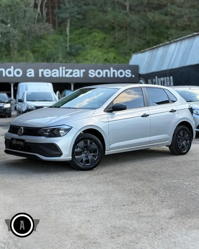 Carro Volkswagen Polo 2024 Track 1.0 Flex 12V 5p