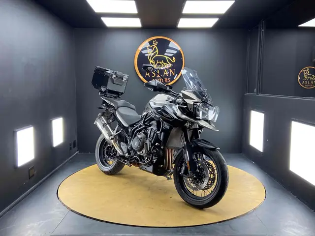 Moto Triumph Tiger 1200 2022 GT Explorer