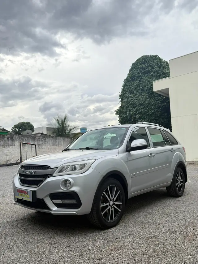 Carro Lifan X60 2018 1.8 16V VVT VIP CVT