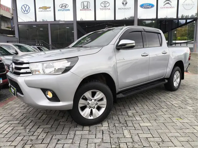 Carro Toyota Hilux Cabine Dupla 2016 Hilux 2.8 TDI SRV CD 4x4 (Aut)