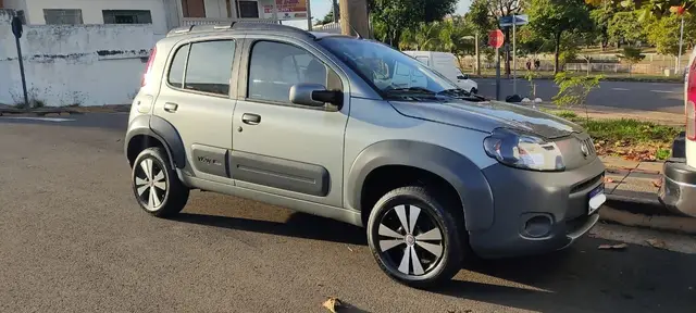 Carro Fiat Uno 2011 Way 1.4 8V (Flex) 2p