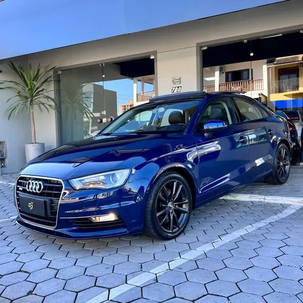 Carro Audi A3 2015 1.8 TFSI Ambition S Tronic