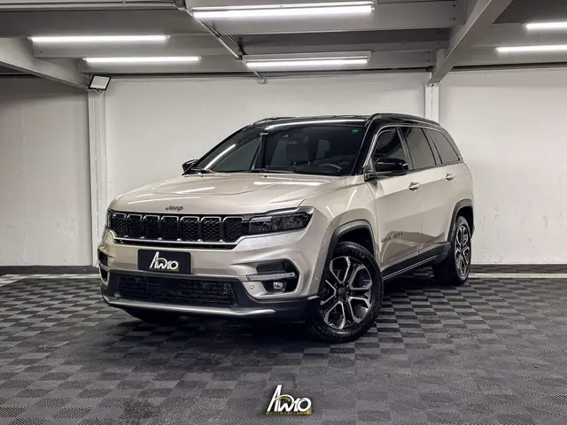 Carro Jeep Commander 2023 Limited 1.3 T270