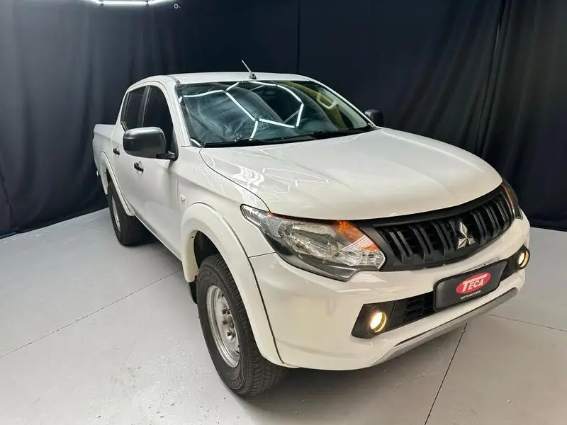 Mitsubishi L200 Triton GL 2.4 Turbo