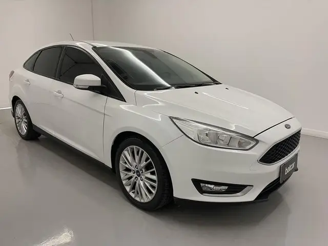 Carro Ford Focus Sedan 2018 SE 2.0 PowerShift
