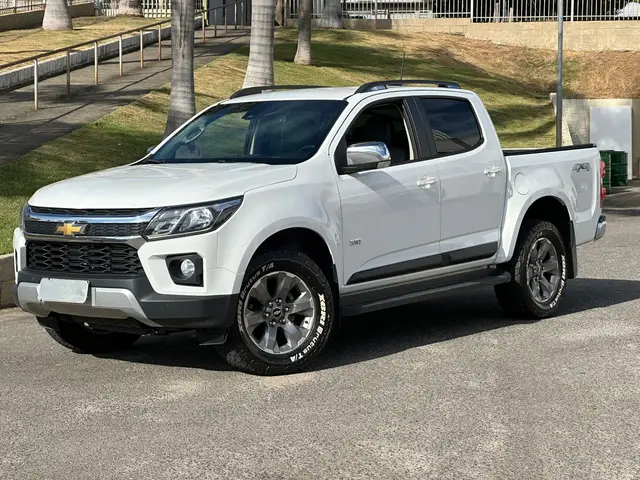 Carro Chevrolet S10 Cabine Dupla 2023 LTZ 2.8 Turbodiesel (Aut.)
