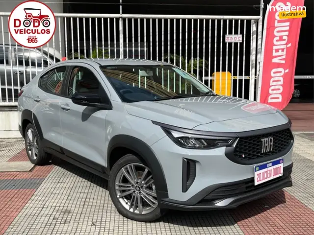Carro Fiat Fastback 2025 Audace