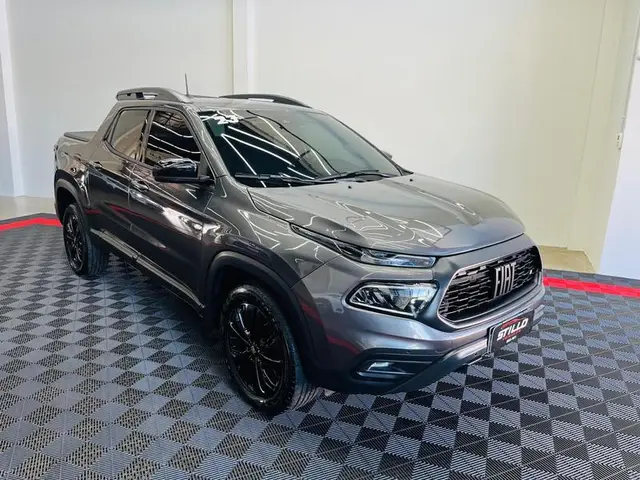 Carro Fiat Toro 2023 Volcano 1.3