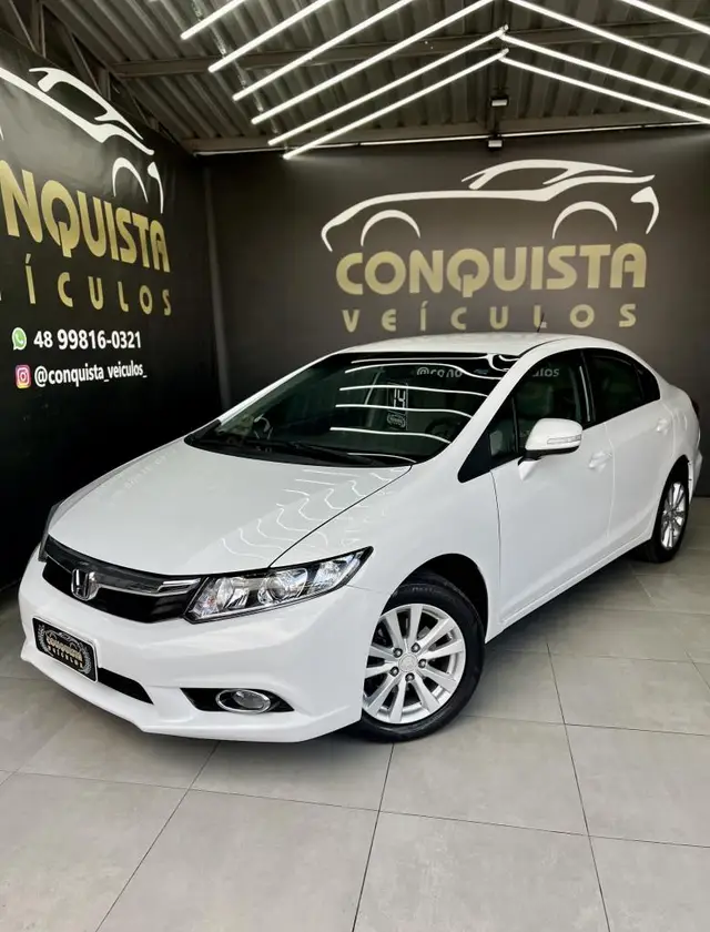 Carro Honda Civic 2014 New  LXR 2.0 i-VTEC (Aut) (Flex)