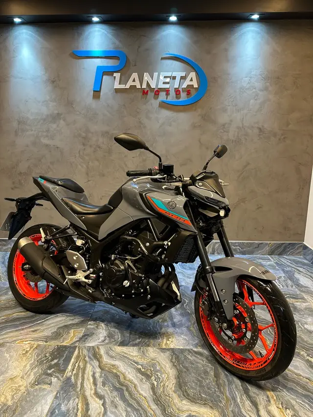 Moto Yamaha MT-03 2023 ABS