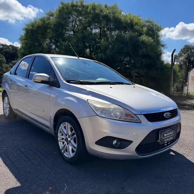 Carro Ford Focus Sedan 2012 GLX 2.0 16V (Flex)