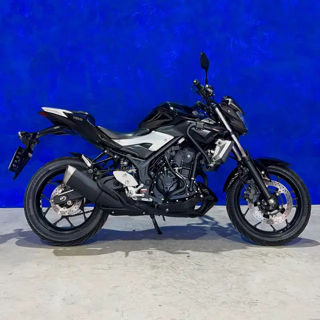 Carro Yamaha MT-03 2017 ABS